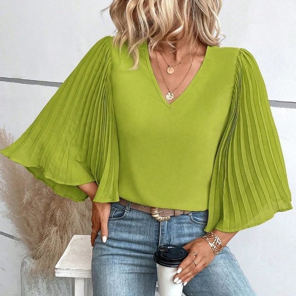 Pleated Sleeve V Neck Blouse Green - Picture 5 of 5